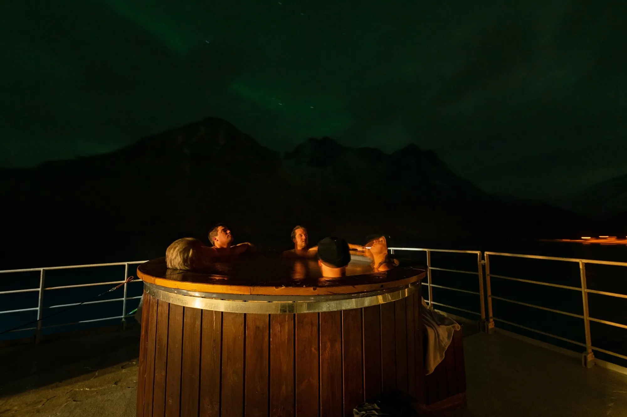 Polarfront-hottub-4