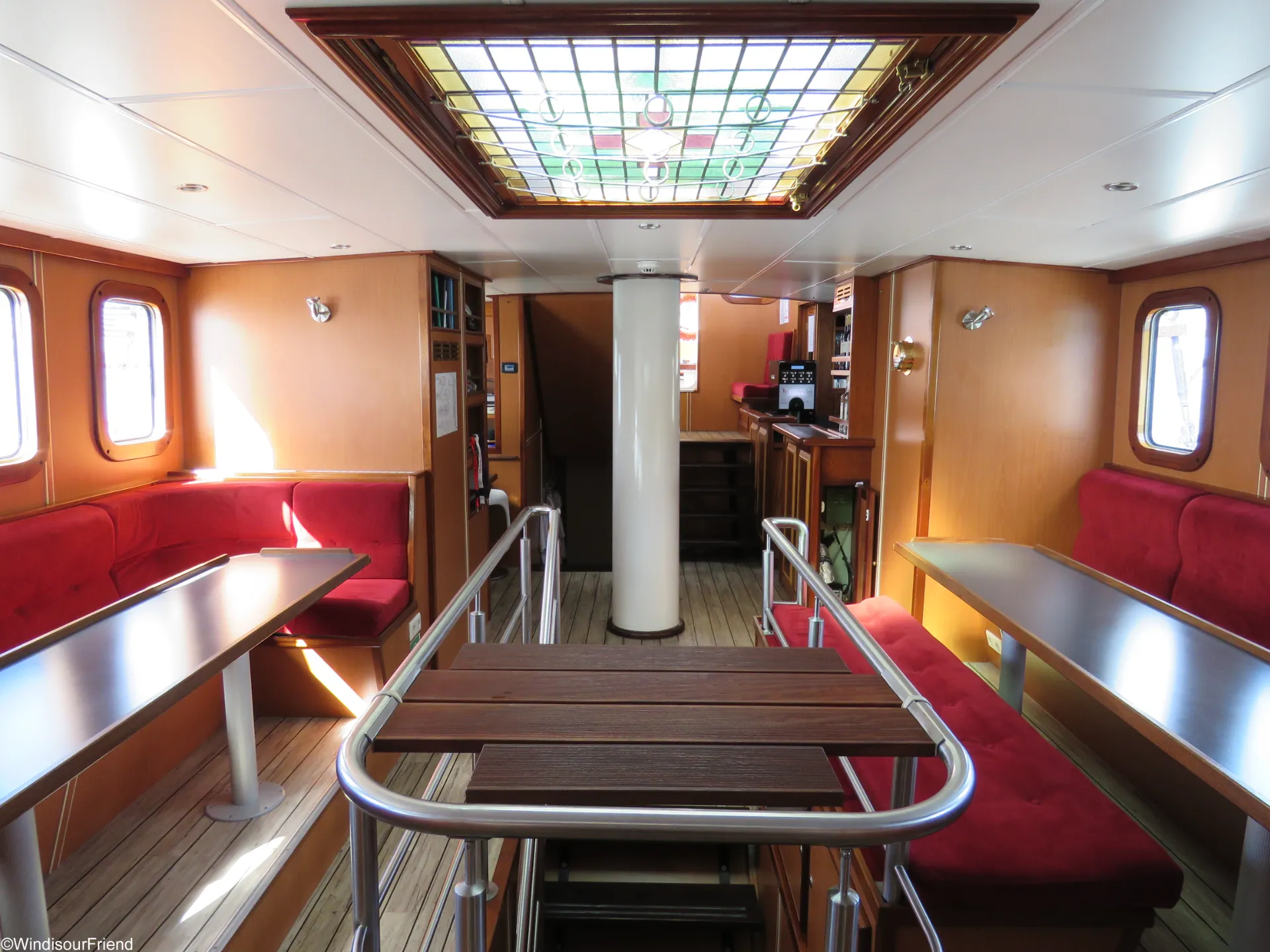 Сompanion cabin (2)